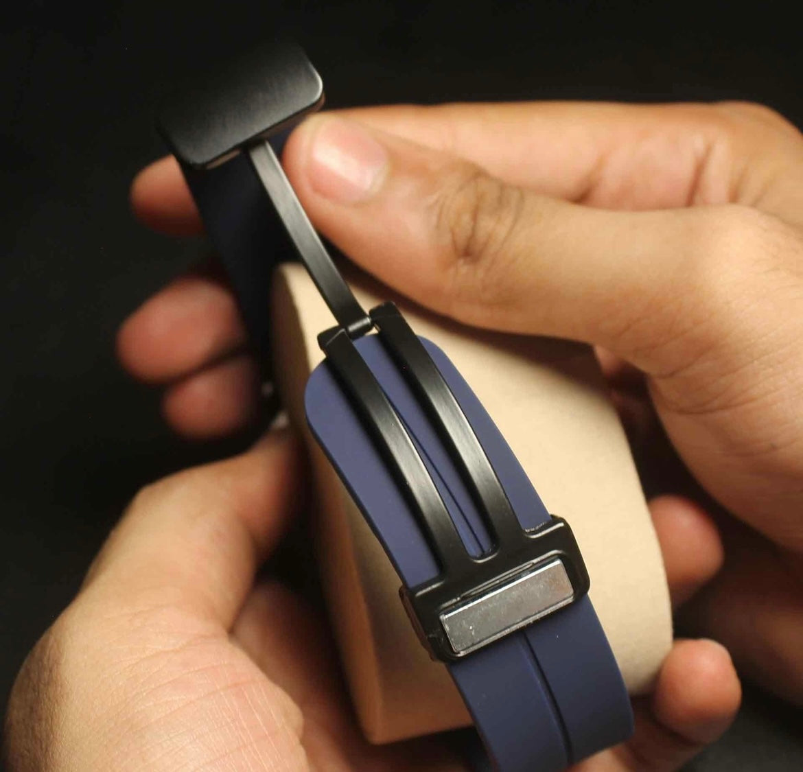 Signature Office Timepeice magnetic lock